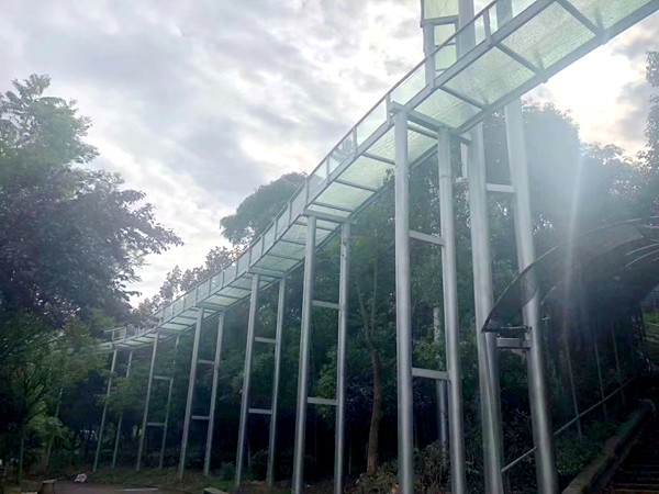 玻璃滑道
