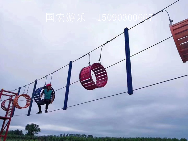 丛林穿越