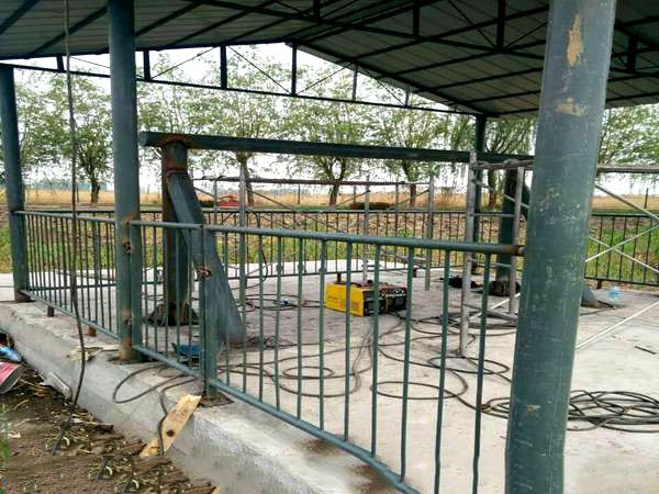 湖北襄阳黄家湾风景区滑索安装现场